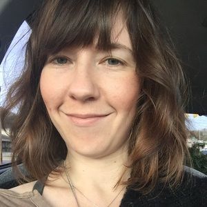 Meet your Posher, Hayley